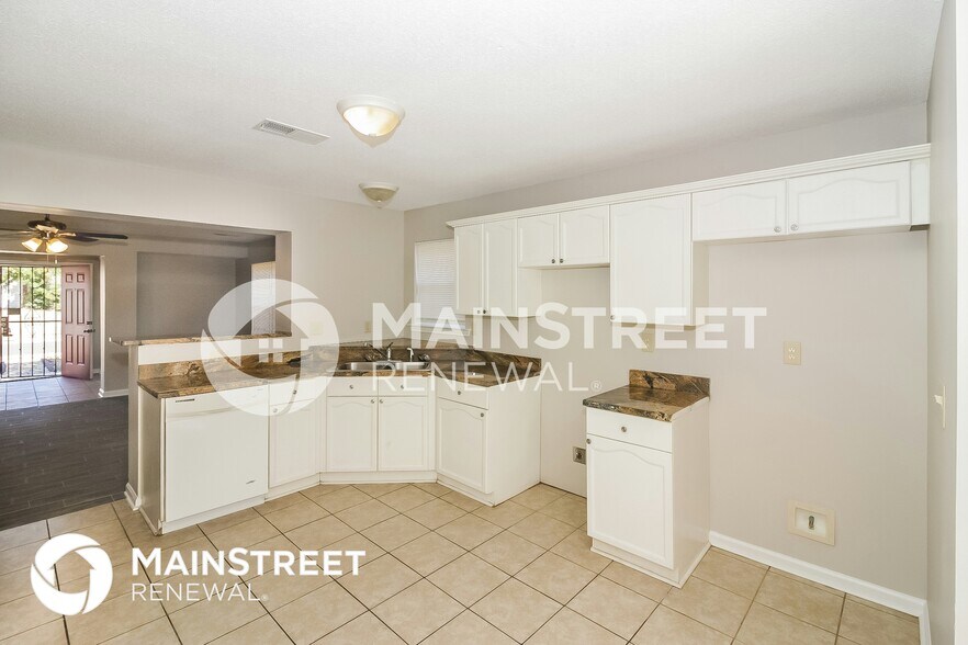 Building Photo - 5411 Maiden Grass Dr