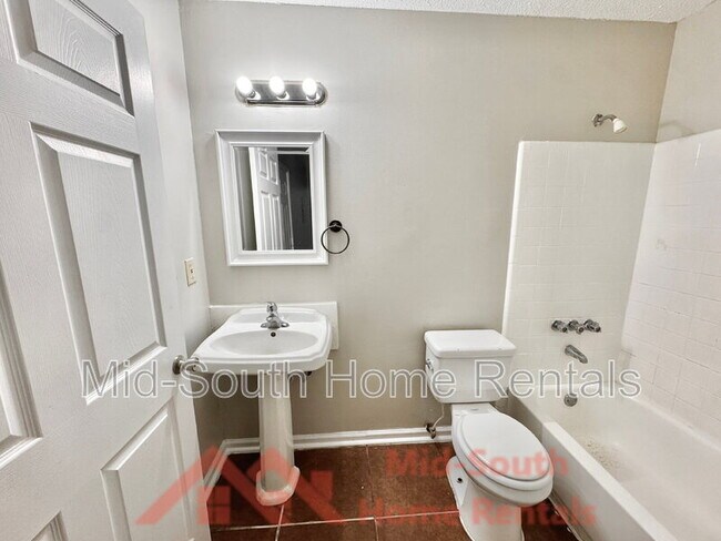 Building Photo - 7312 Country Side Rd