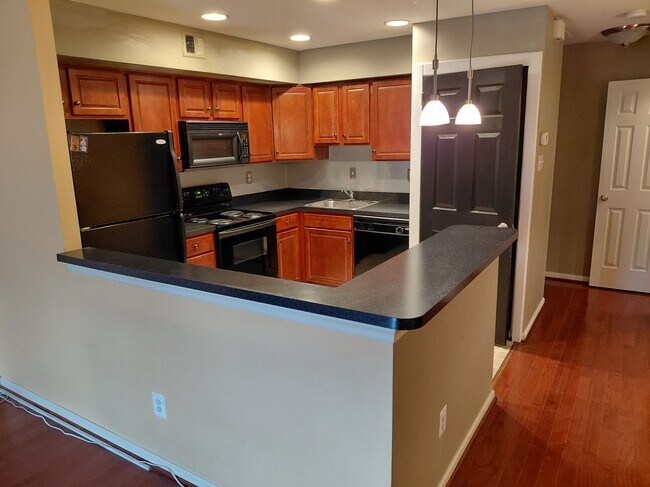 Building Photo - 93 Ramsgate Ct