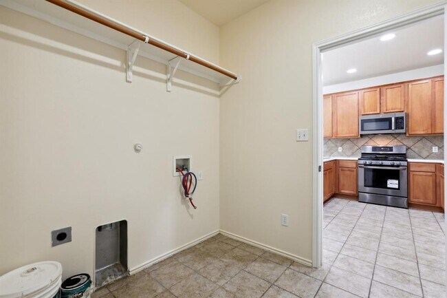 Building Photo - 11725 Timber Heights Dr