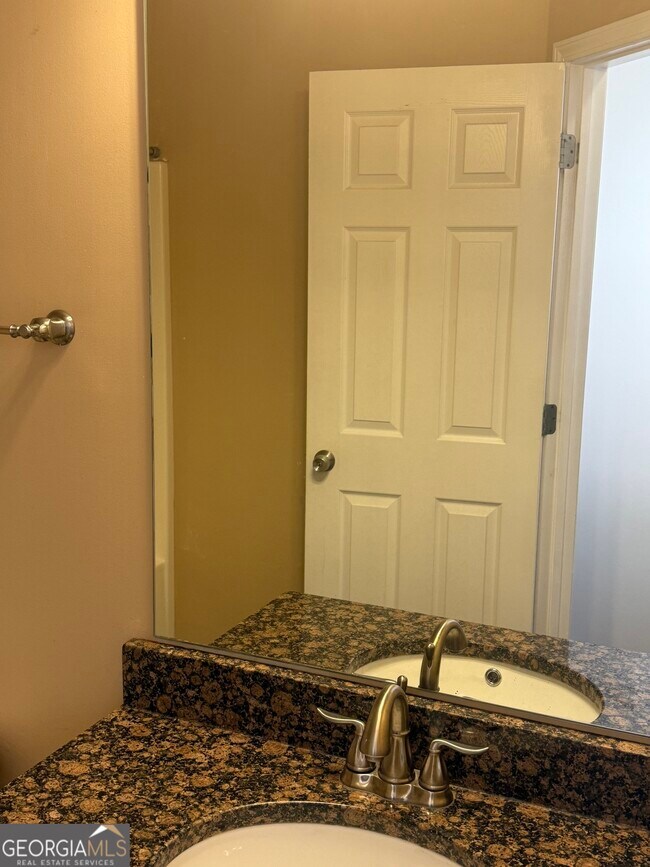 Building Photo - 1221 River Rush Ln NE