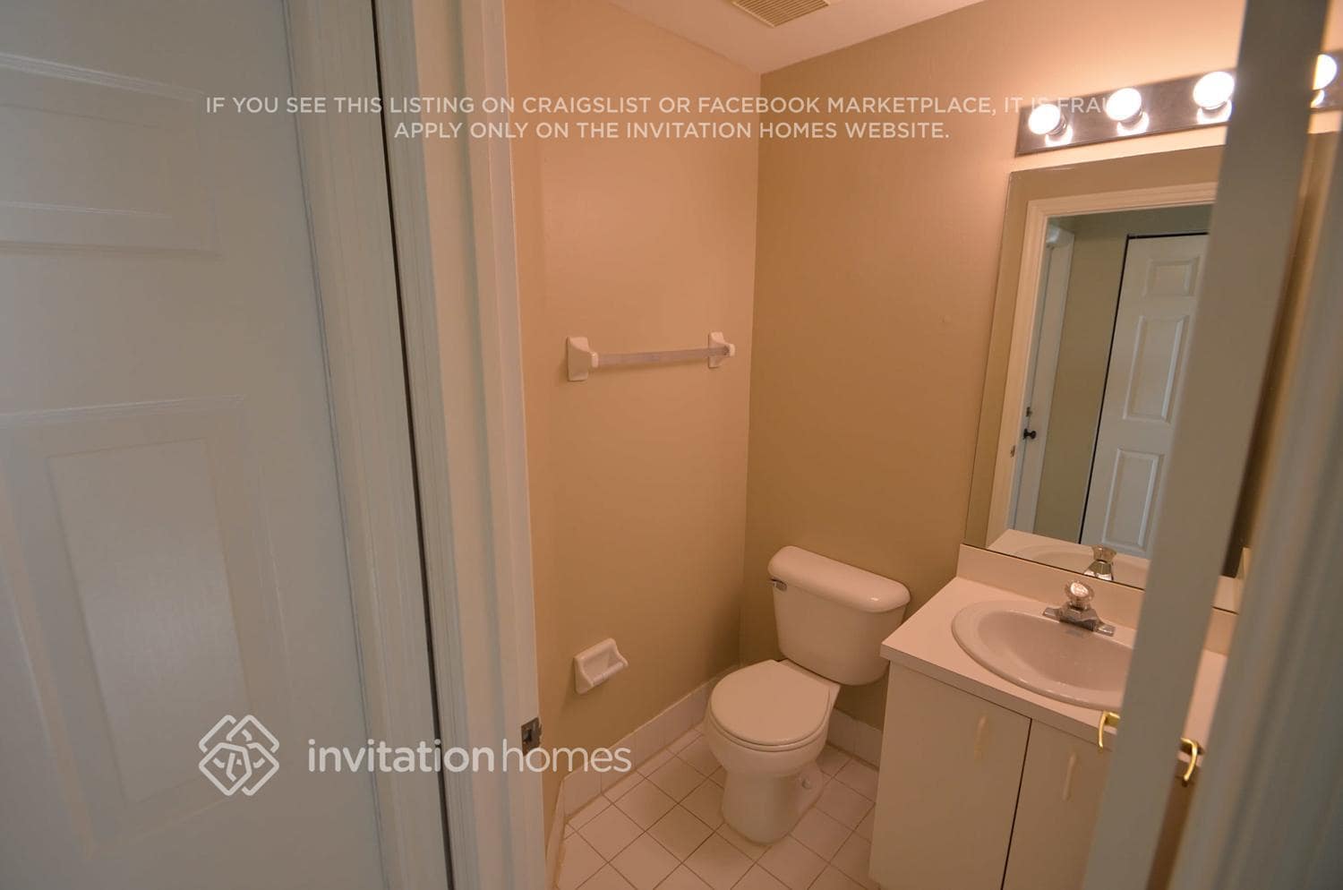 Building Photo - 6511 Pelican Ave