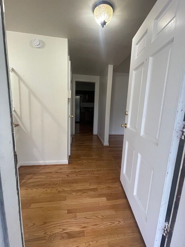 Building Photo - Single Family in Silver Spring