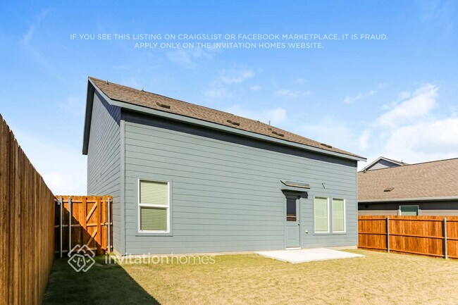 Building Photo - 2626 Bartlett St