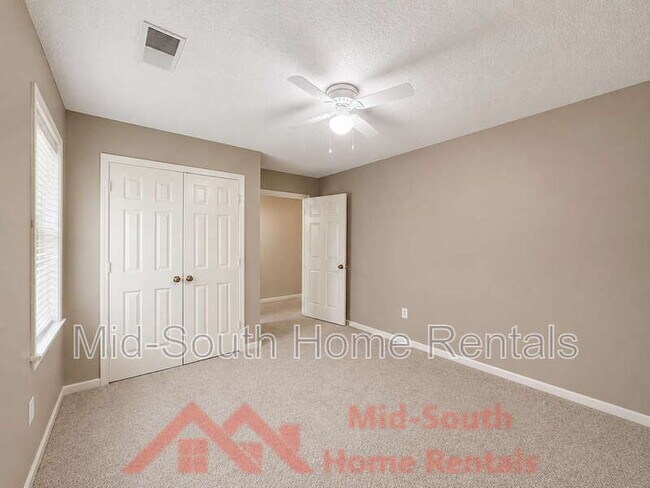 Building Photo - 6934 Wynterhall Dr