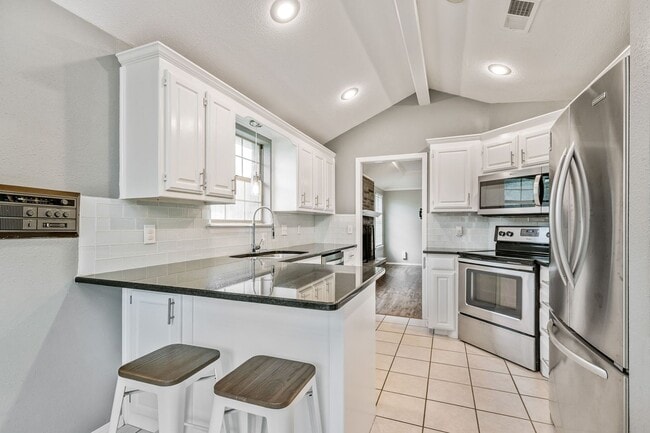 Building Photo - Gorgeous Home for Lease!