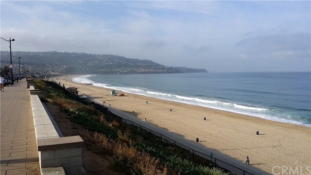 Building Photo - 323 S Broadway