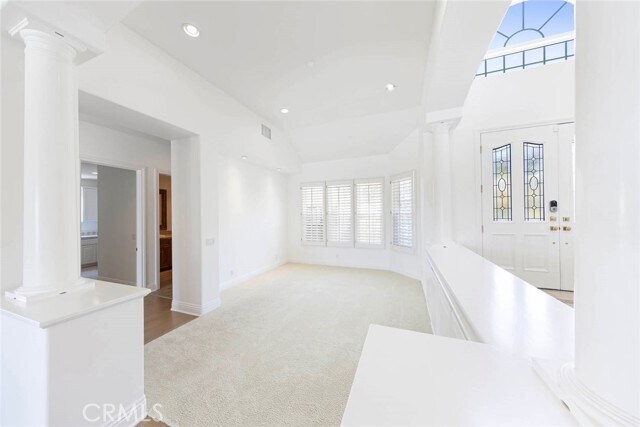 Building Photo - 12 San Remo