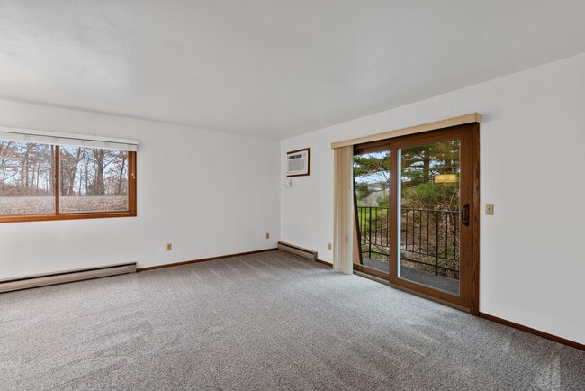 Building Photo - 516 Marshall Ct