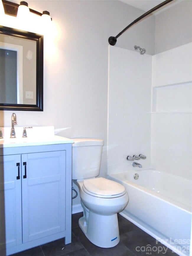 Building Photo - 1014 Penrose Ln