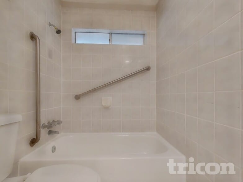Building Photo - 4422 Monteith Dr