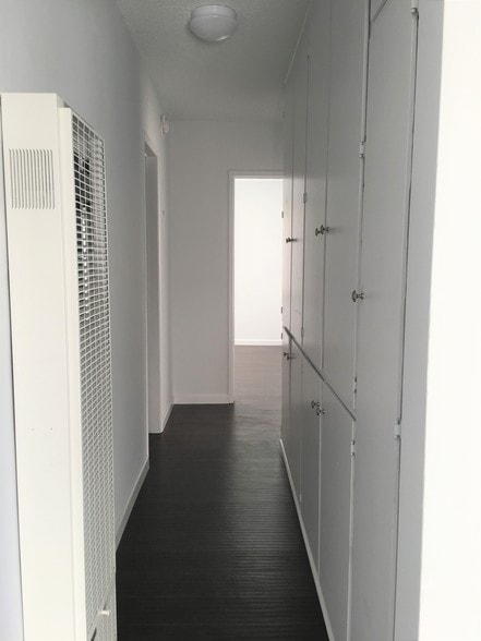 Hallway Closets - 603 N New Hampshire Ave