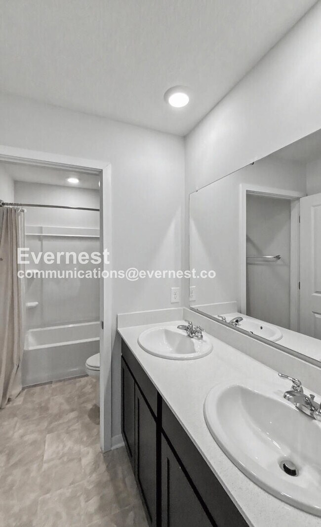 Building Photo - 982 Allegro Dr