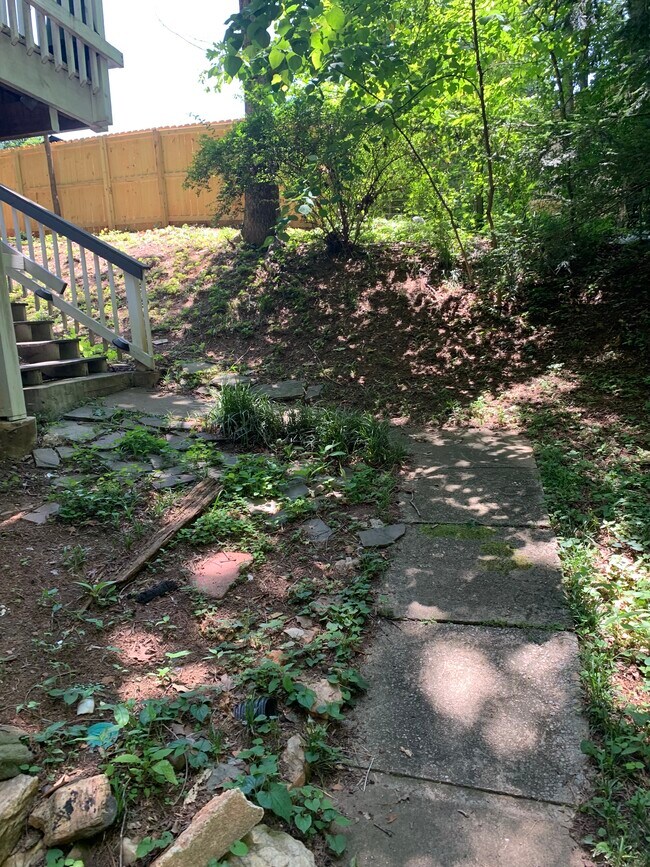Building Photo - 5239 Ferry Creek Ln