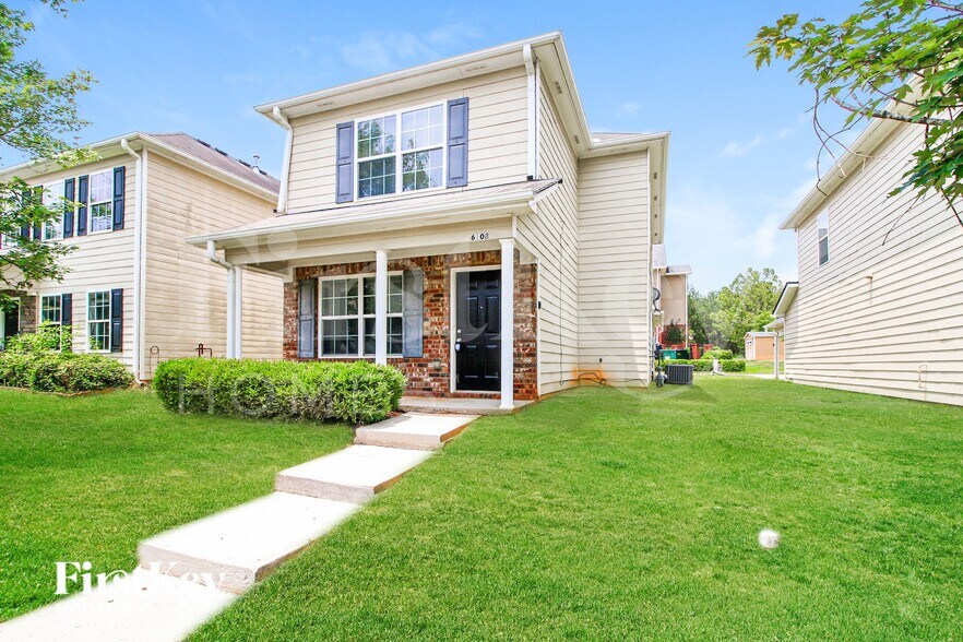 Building Photo - 6108 Ruth St SW