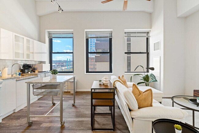 Building Photo - 309 Vine St