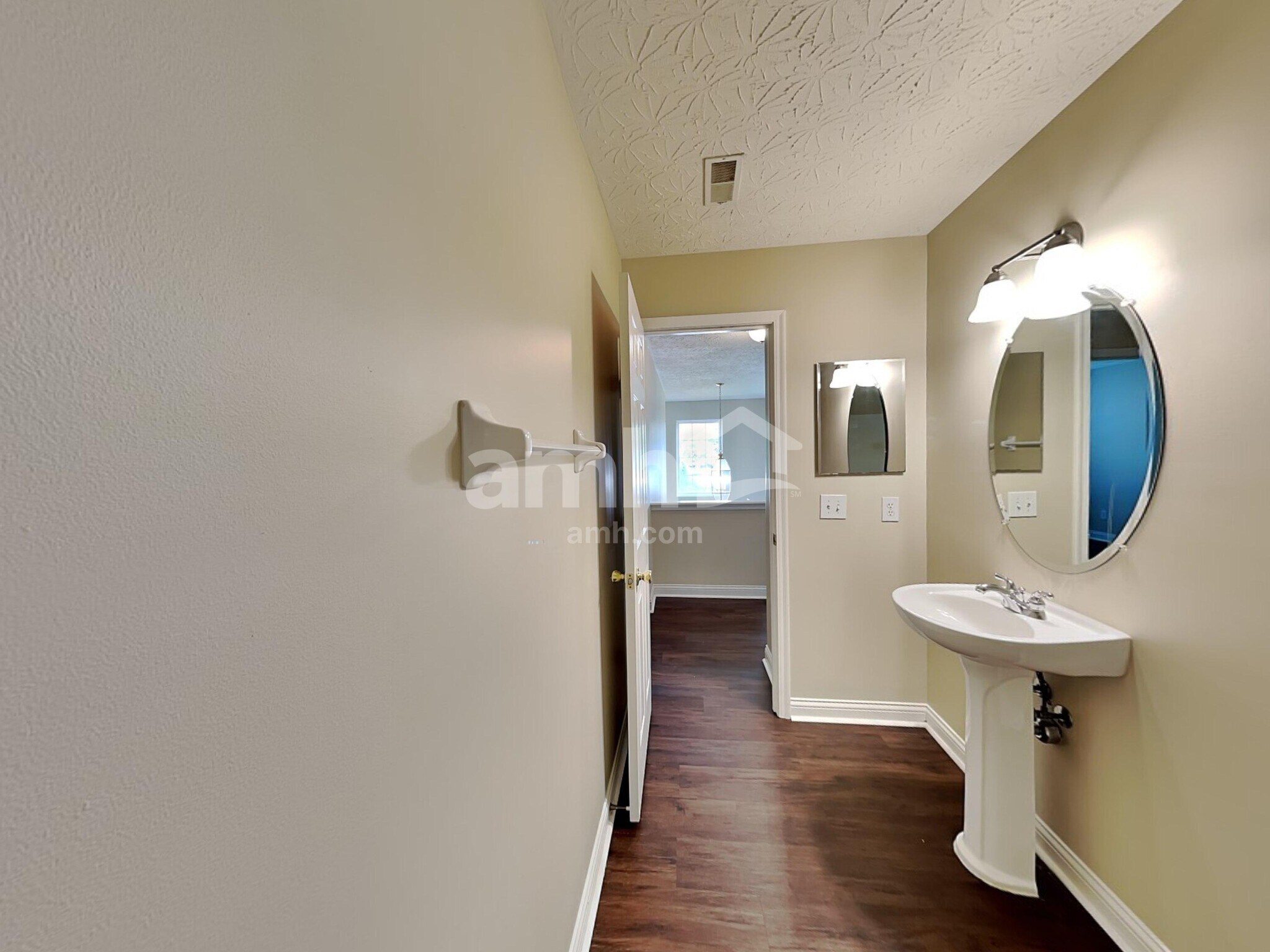 Building Photo - 3465 Winter Holly Dr