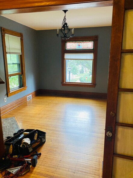 Building Photo - 803 Greenleaf St