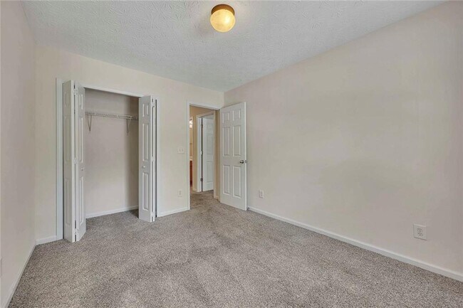 Building Photo - 2297 Baker Station Dr
