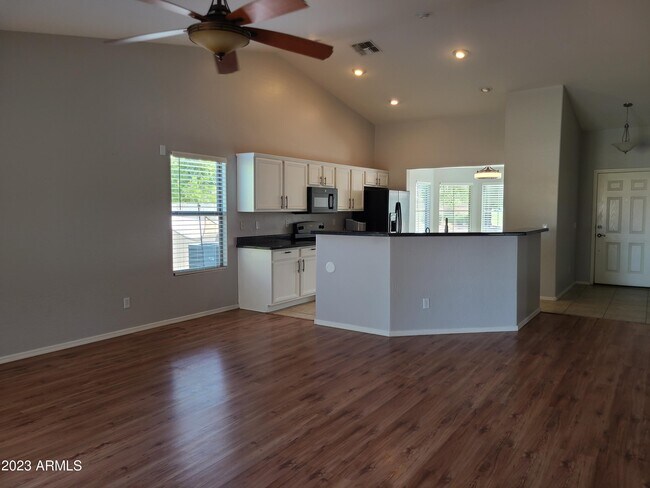 Building Photo - 22148 E Calle de Flores