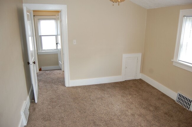 Building Photo - Great house in NE Lincoln!