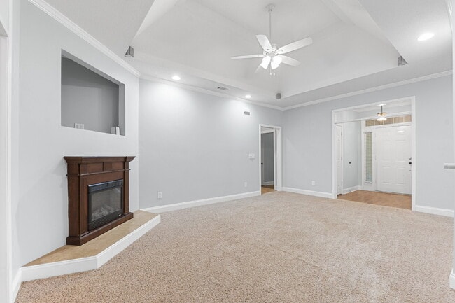 Building Photo - 406 Aspen Ct