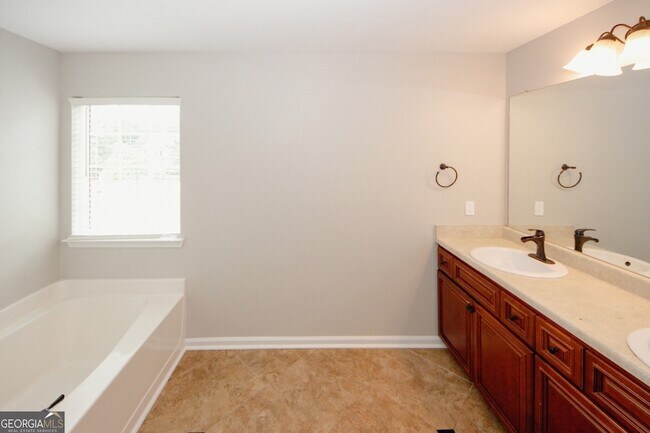 Building Photo - 7000 Lunar Blue Way