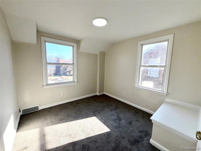 Building Photo - 9899 Balfour Rd