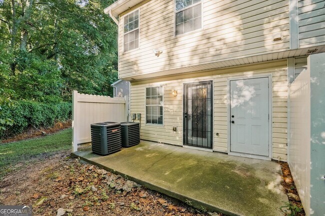 Building Photo - 2870 Vining Ridge Terrace