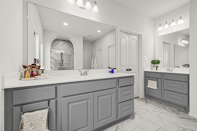 Building Photo - 19223 Brindled Bay Ct