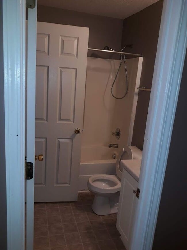 Building Photo - Delightful Two Bedroom Two Full Bath Home!