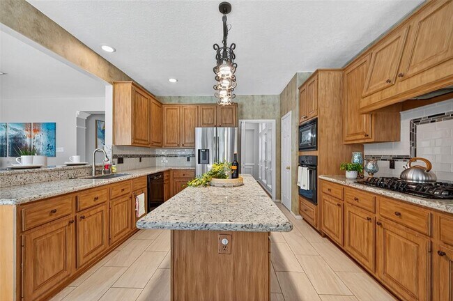 Building Photo - 6415 Adobe Trails Dr