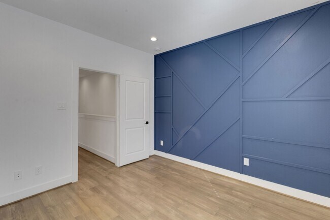 Building Photo - 1526 Chestnut St