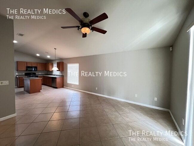 Building Photo - 4067 SW 46th Terrace