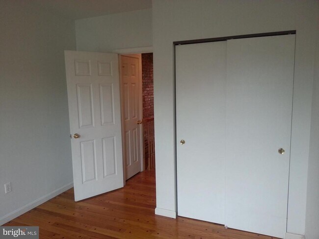 Building Photo - 1404 Woodall St