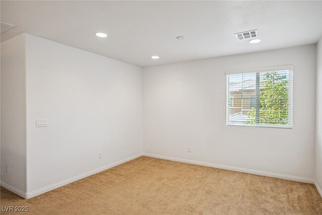Building Photo - 10752 Merrimack Ave