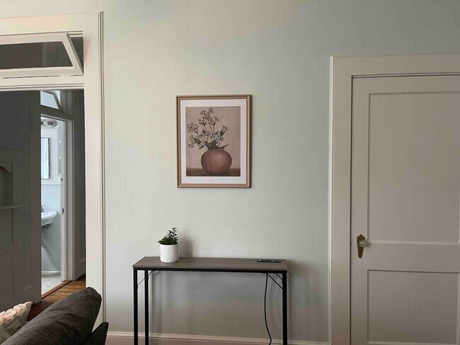 Building Photo - 1419 Franklin St