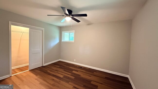 Building Photo - 42 Bagwell Dr