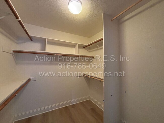 Building Photo - MOVE-IN SPECIAL! Gated Johnson Ranch: 3 Be...