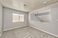 Building Photo - 2656 Ridgewater Cir