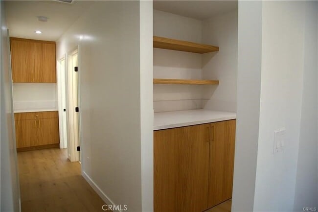Building Photo - 3637 Ashwood Ave