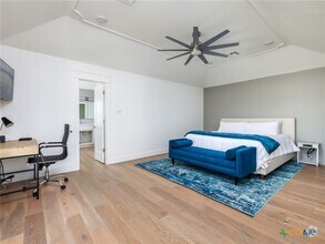 Building Photo - 3415 Chisholm Trail