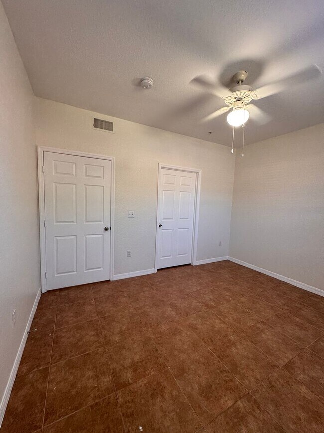 Building Photo - TWO BEDROOM CONDO IN GATED COMMUNITY