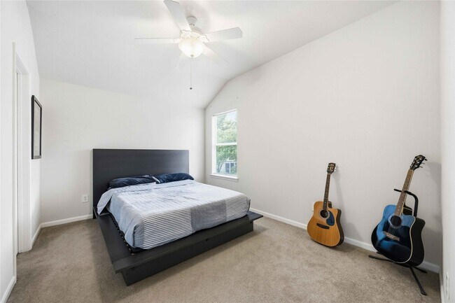 Building Photo - 10634 Kentington Oak Dr