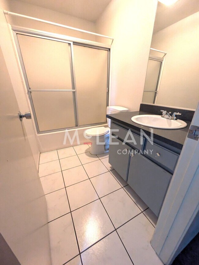 Building Photo - Three Bedroom in Cathedral City w/ Community Amenities MOVE-IN SPECIAL $500 OFF FIRST MONTH'S RENT