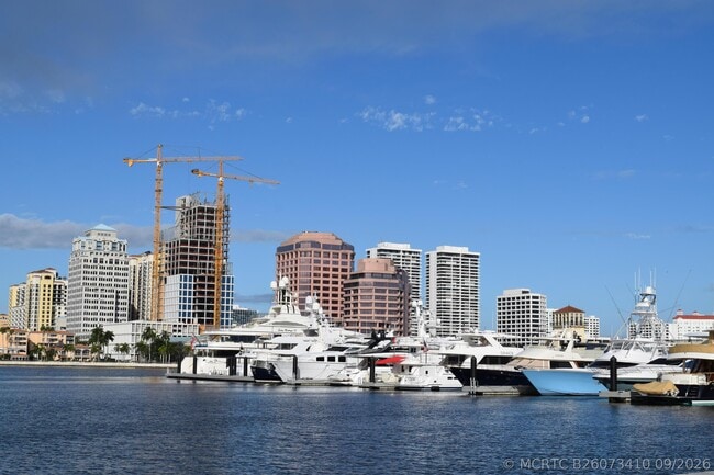 Building Photo - 4500 S Ocean Blvd