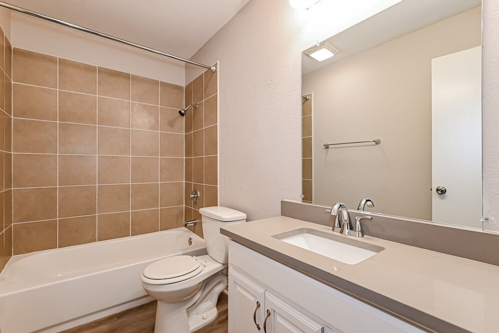 Building Photo - 8902 Miami Dr