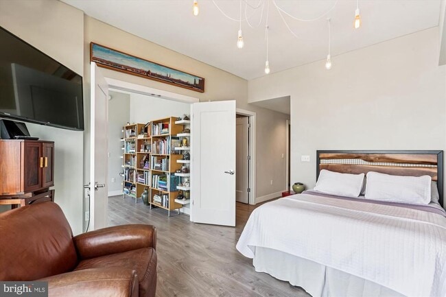 Building Photo - 930 Rose Ave