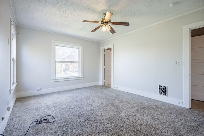 Building Photo - 1609 Culver Rd