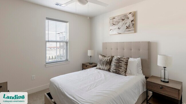 Building Photo - 170 Graphics Dr